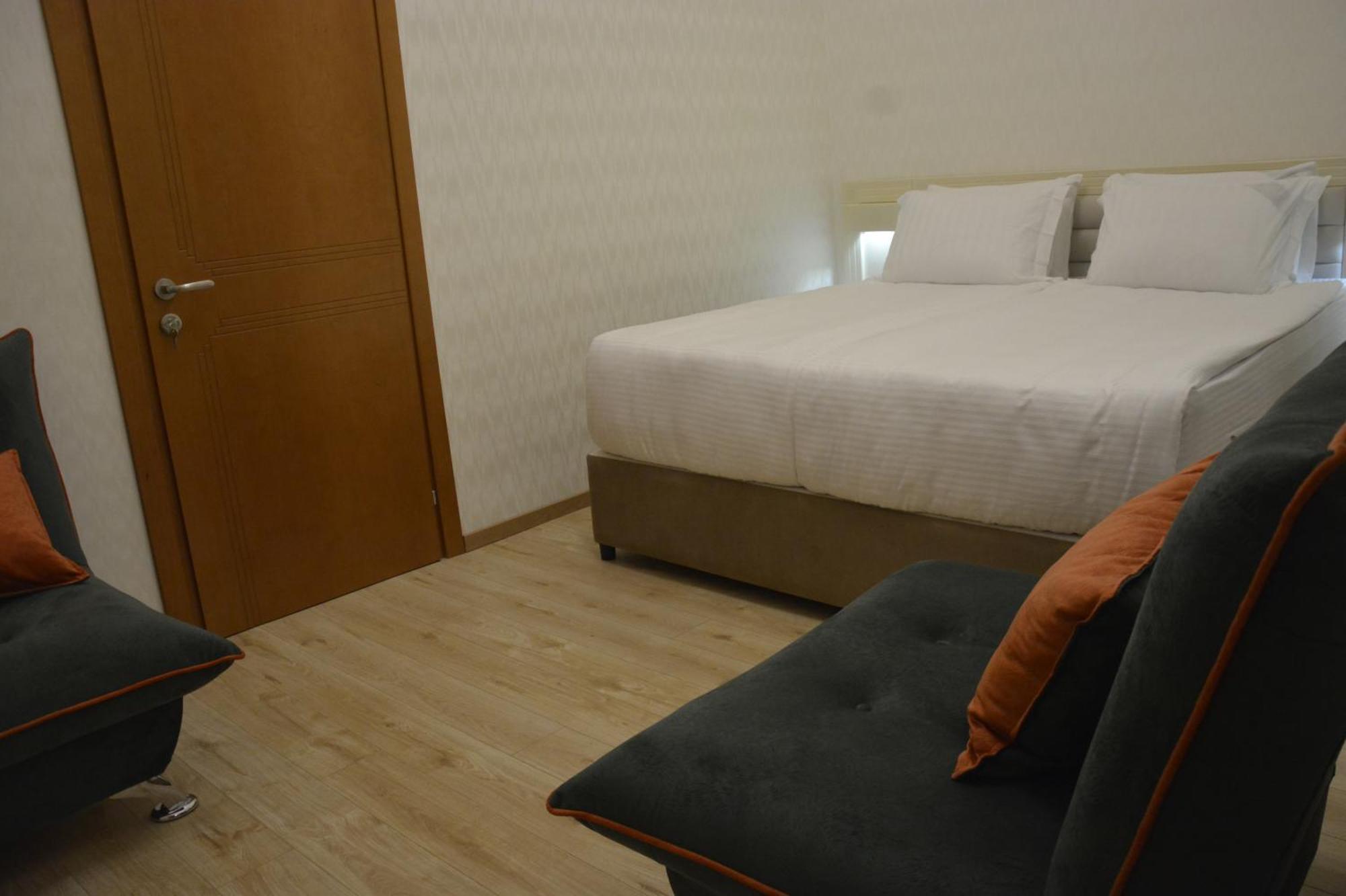 Tovstonogovi Street Apartment Tbilisi